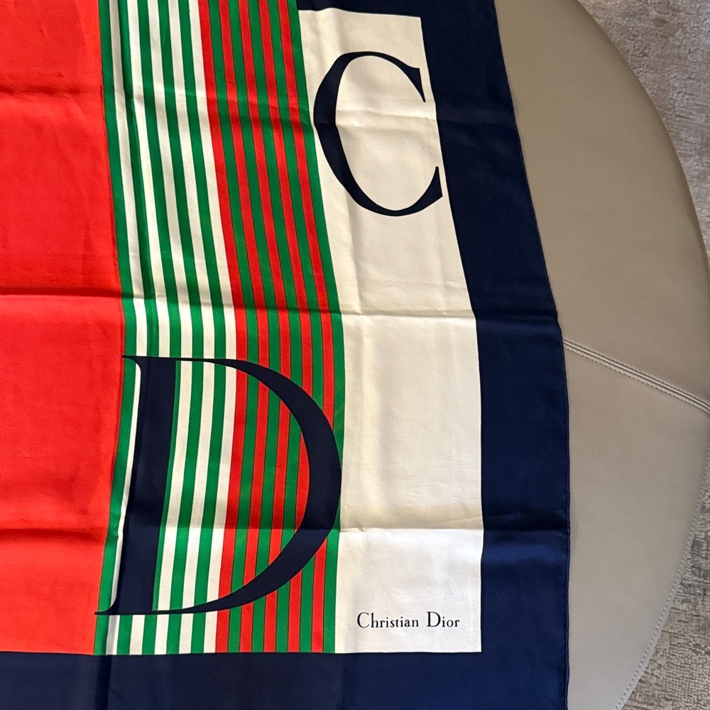 Christian Dior Vintage 70’s Silk Scarf with CD Monogram. - Picture 5 of 8